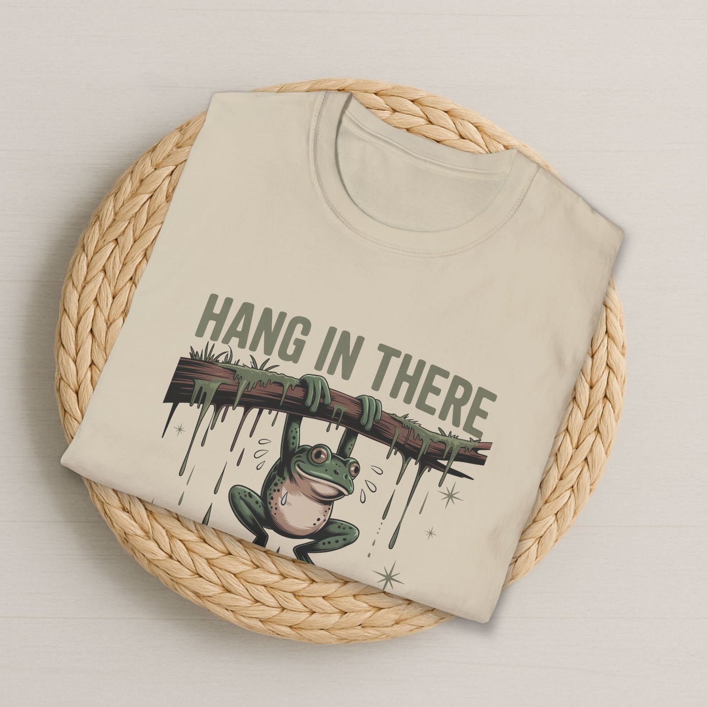 Hang in There It Gets Worse - Funny Frog and Alligator Tee