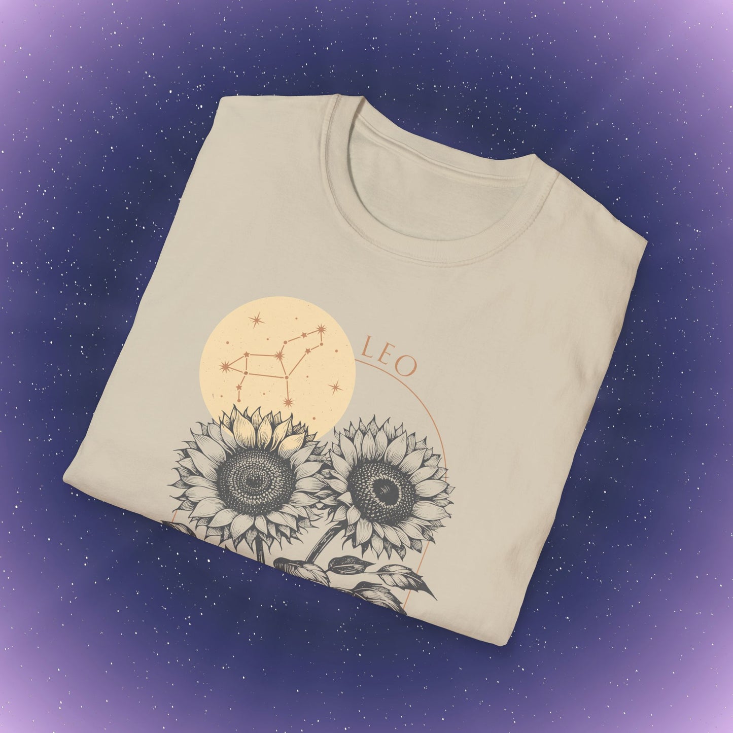 Camiseta con la flor del nacimiento del zodiaco Leo